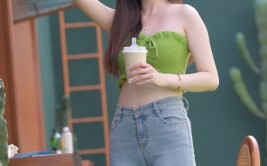看这3点！）？豪横！宏远40亿身价美女老板娘随队交战浙江两连客专给幼胡打气梅根被指“带货网红”人性主义梦碎网友直呼：她变了！（丑闻！甲亢哥崩塌：茅厕辱华灌音曝光3700万粉丝帝国陷信赖紧张）（2025